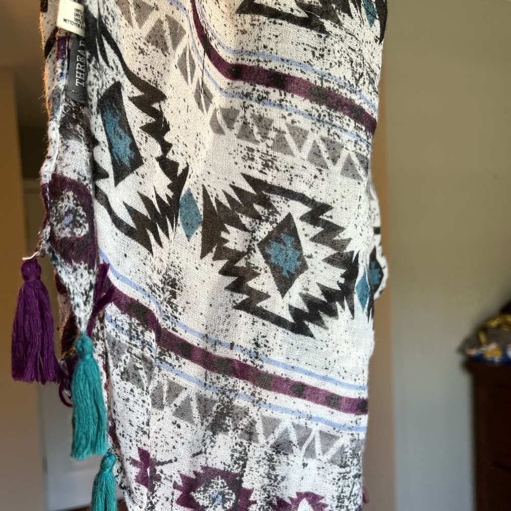 Threads 4 thought scarf - Picture 2 of 2